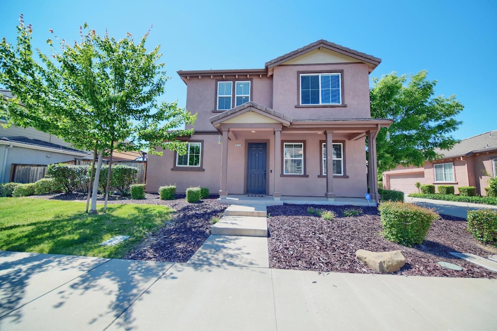 Sold $435,000 • Co-Listing Agent