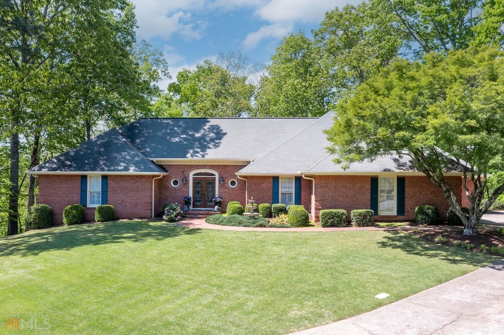 Brookfield Country Club | 4 Sided Brick Beauty on 