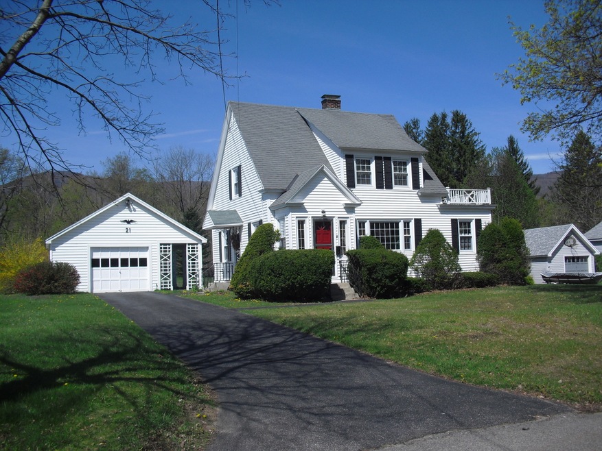 21 Powers St, Adams, MA