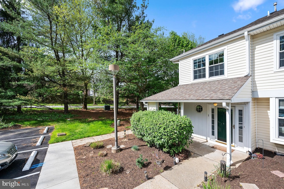 1 Ashley Ct unit 1, Glen Mills, PA 19342 - photo 1