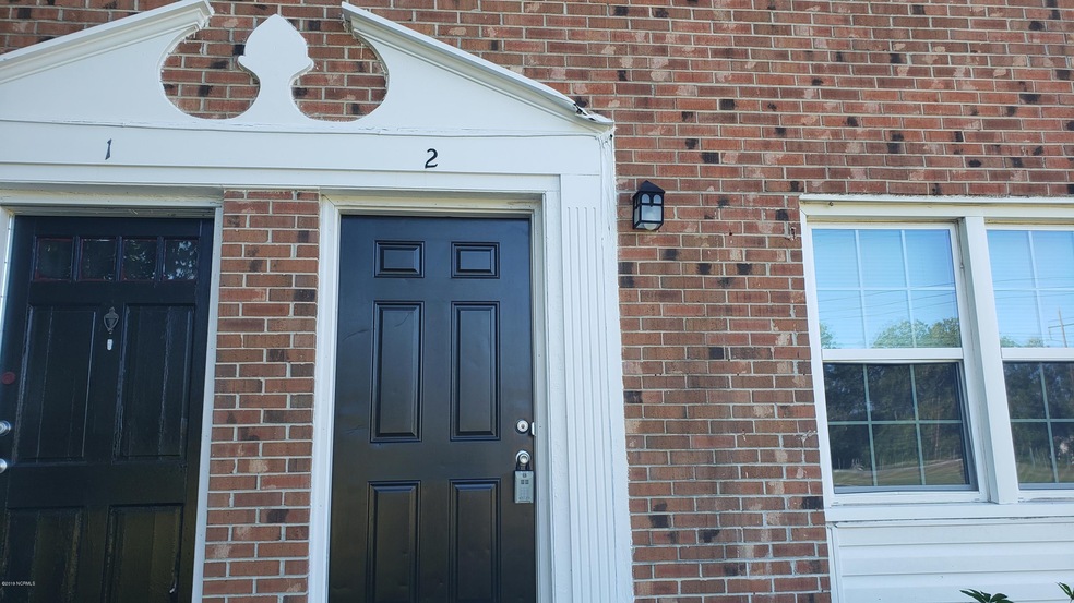 329 Richlands Ave unit 4, Jacksonville, NC 28540 - photo 1