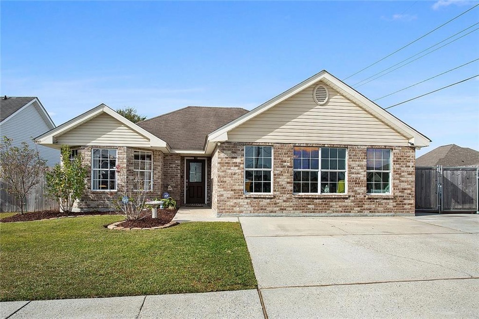 2700 Bayou Cane Dr, Marrero, LA 70072 - photo 1