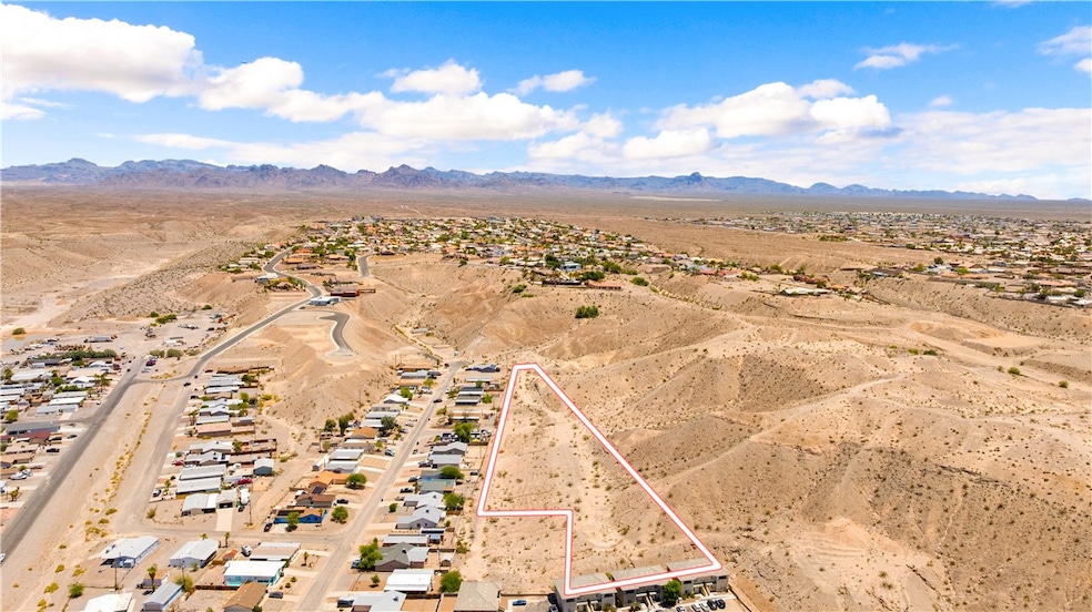 Overview of rural landscape with a desert landscap