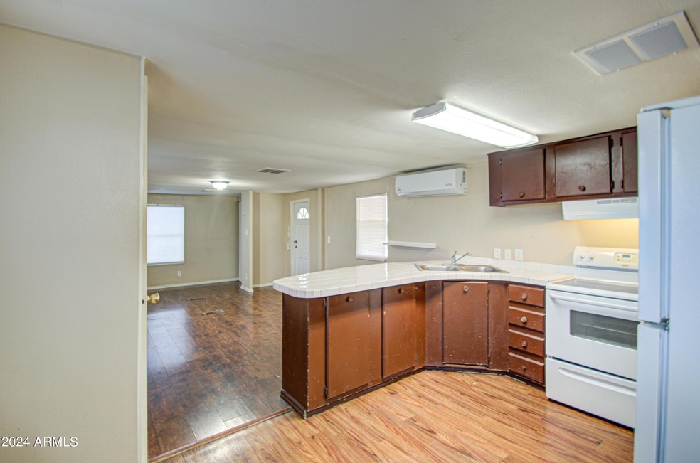 Jennifel kitchen and sala 1