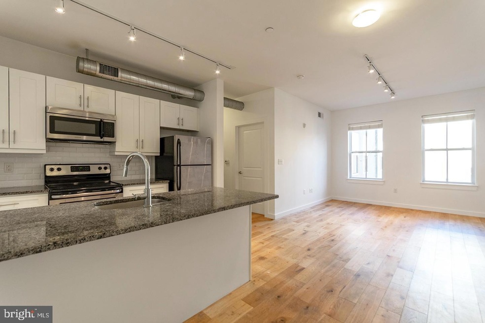 226 Church St unit 405, Philadelphia, PA 19106 - photo 1