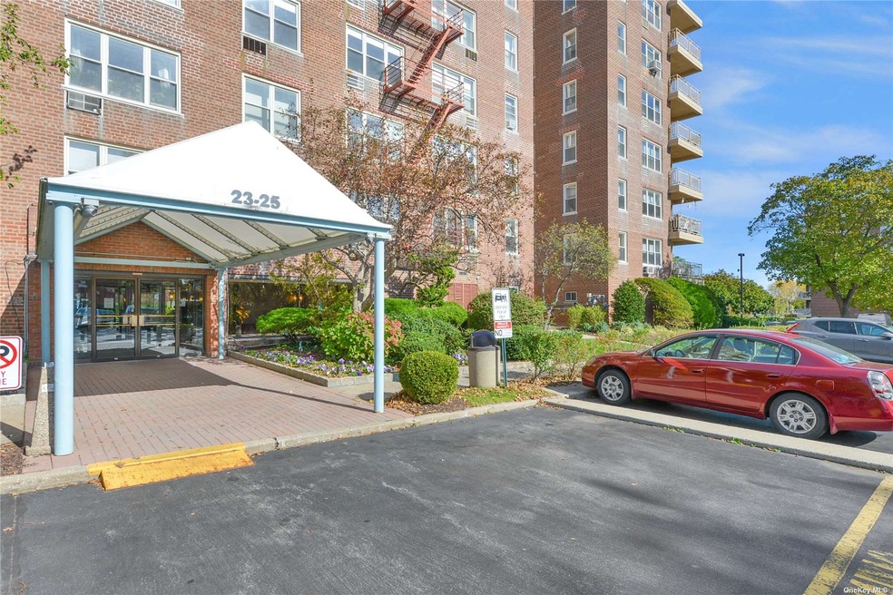 Bay Country Apartments unit 3E, Bayside, NY 11360 - photo 1