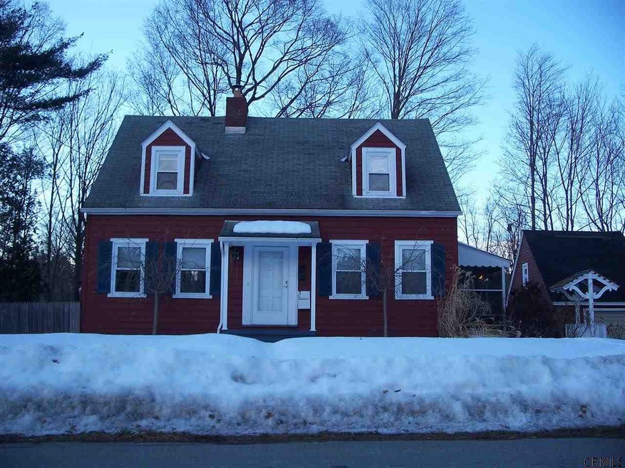 38 Surrey Rd, Schenectady, NY 12302 - photo 1