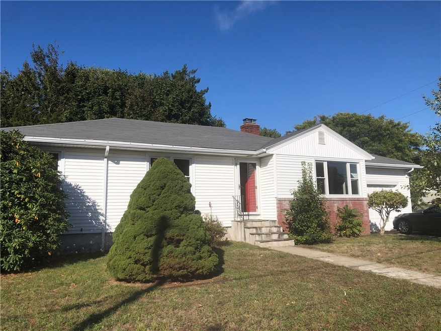 761 Willett Ave, Riverside, RI 02915 - photo 1