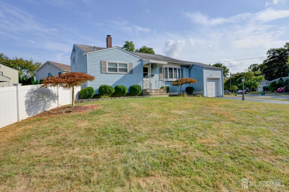 27 Westminster Place, Edison, NJ 08817 - photo 1
