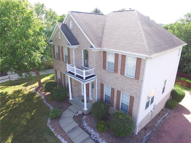 Amazing and Spacious 4 Bedroom 2 1/2 Bath Home wit