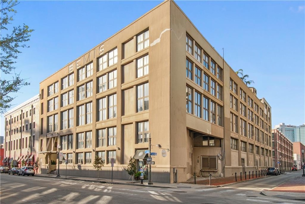 For Rent $1,700/month