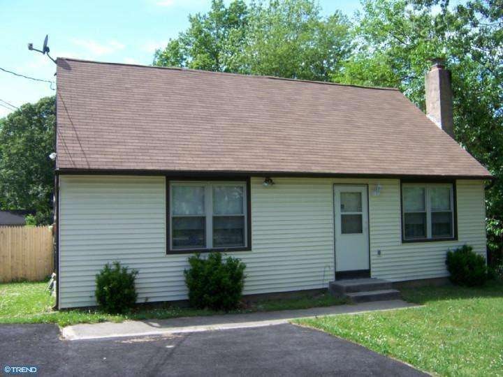 726 Walnut Ave, Lindenwold, NJ 08021 - photo 1