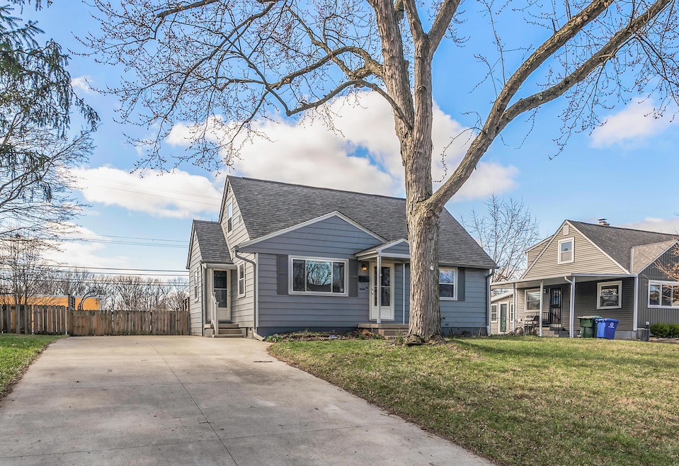 1309 Carbone Dr, Columbus, OH 43224 - photo 1