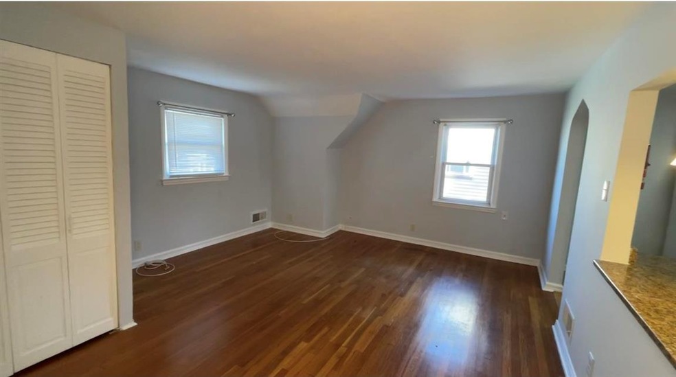 15-23 Parmelee Ave unit 2nd Floor, Fair Lawn, NJ 07410 - photo 1