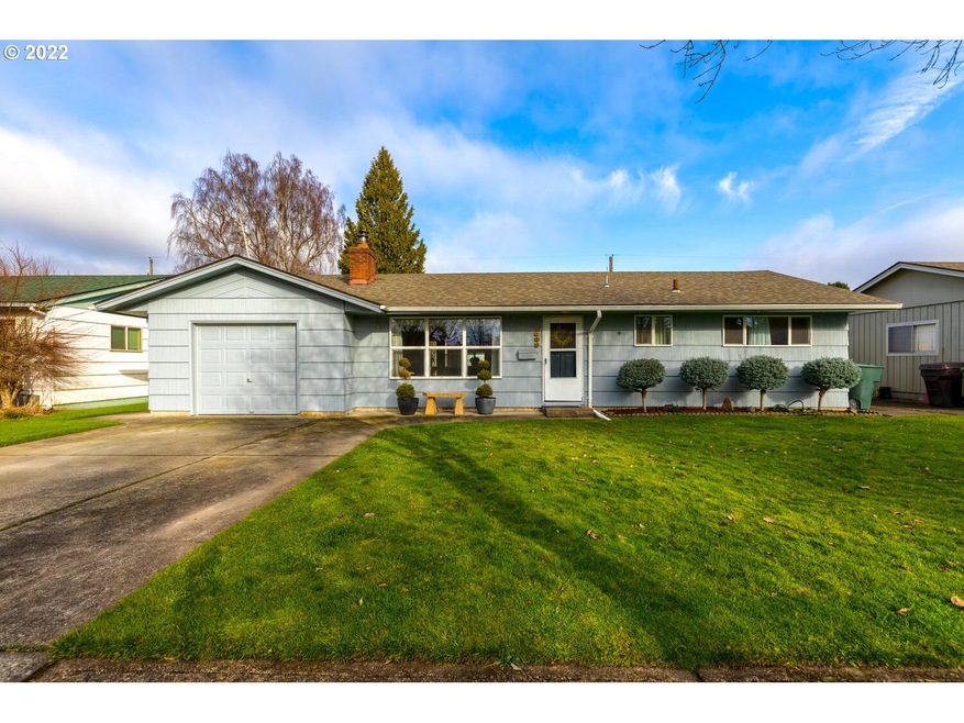 2608 Terry Ave, Longview, WA 98632 - photo 1