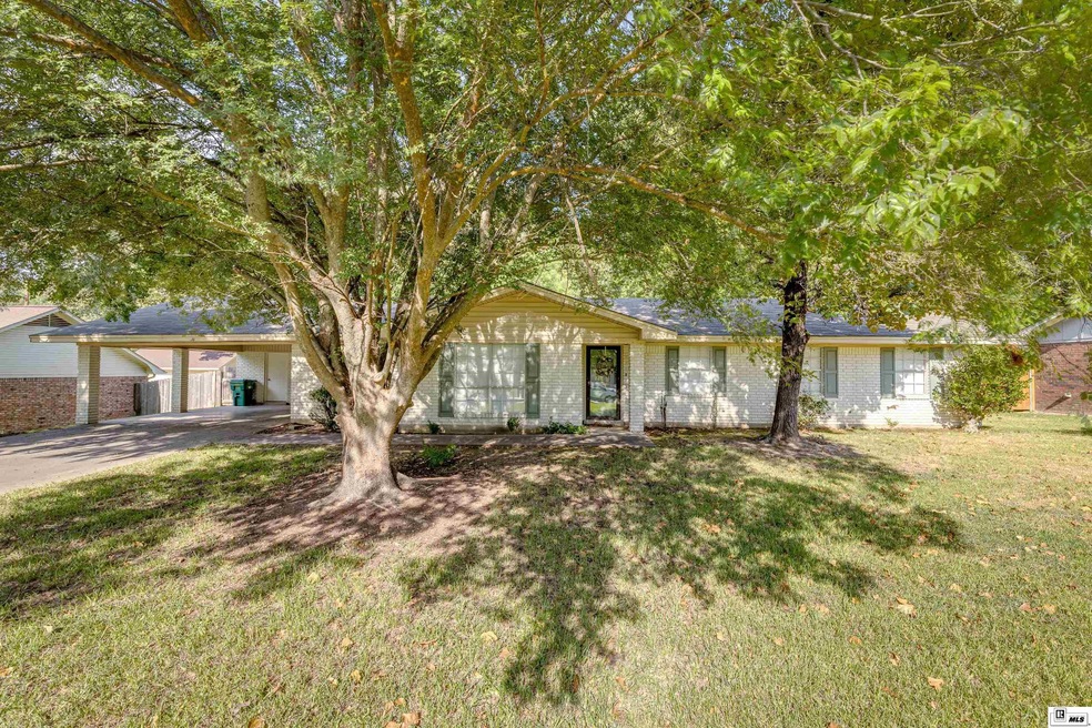 802 Orion Dr, Bastrop, LA 71220 - photo 1