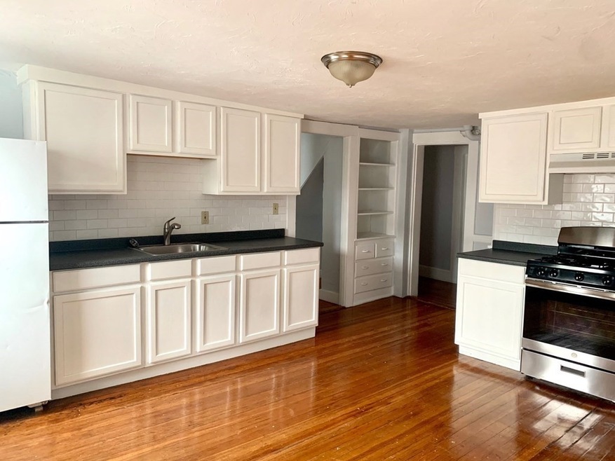 136 Wrentham St unit 2, Dorchester Center, MA 02124 - photo 1