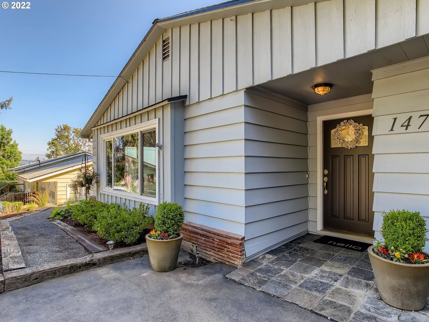 1475 Cornell St, Lake Oswego, OR 97034 - photo 1