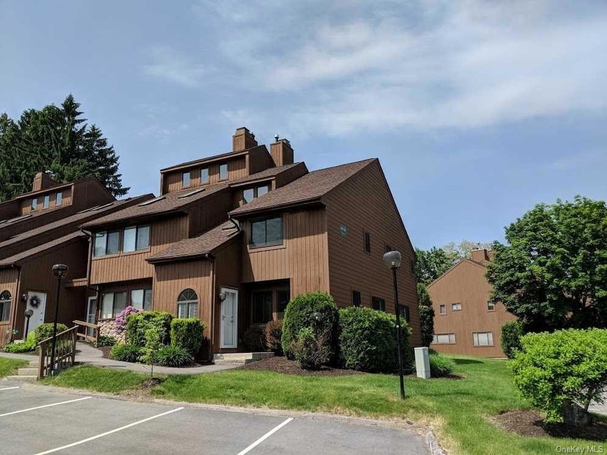 156 Swan Ln, Poughkeepsie, NY 12603 - photo 1