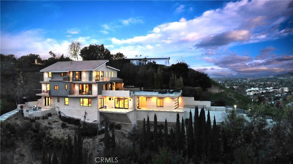 For Sale $3,325,000 • Co-Listing Agent