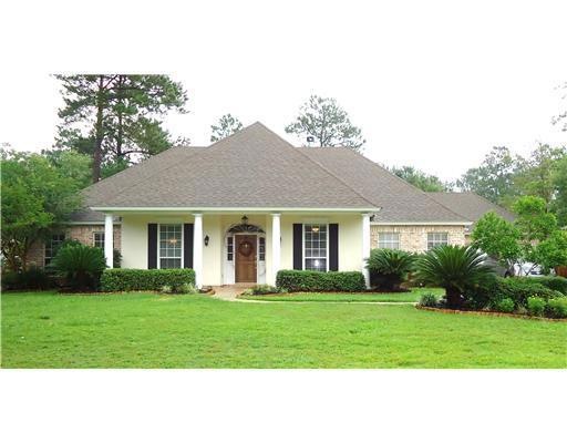 Photo. Beautiful 4 bedroom 3 bath home on an overs