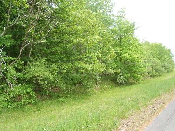 391 College Hwy, Southampton, MA 01073 - photo 1