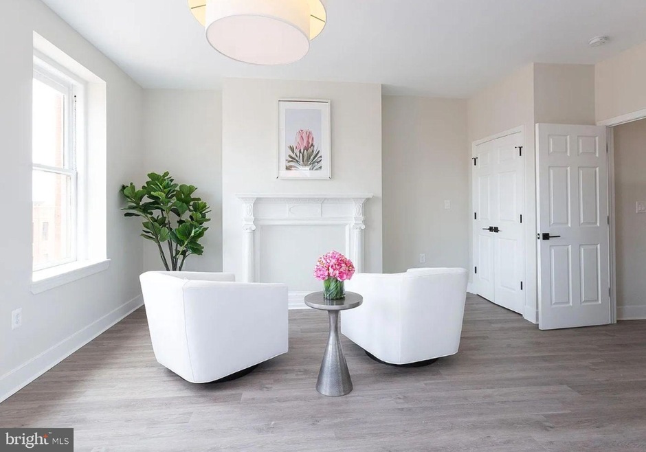 115 E Eager St unit 9, Baltimore, MD 21202 - photo 1