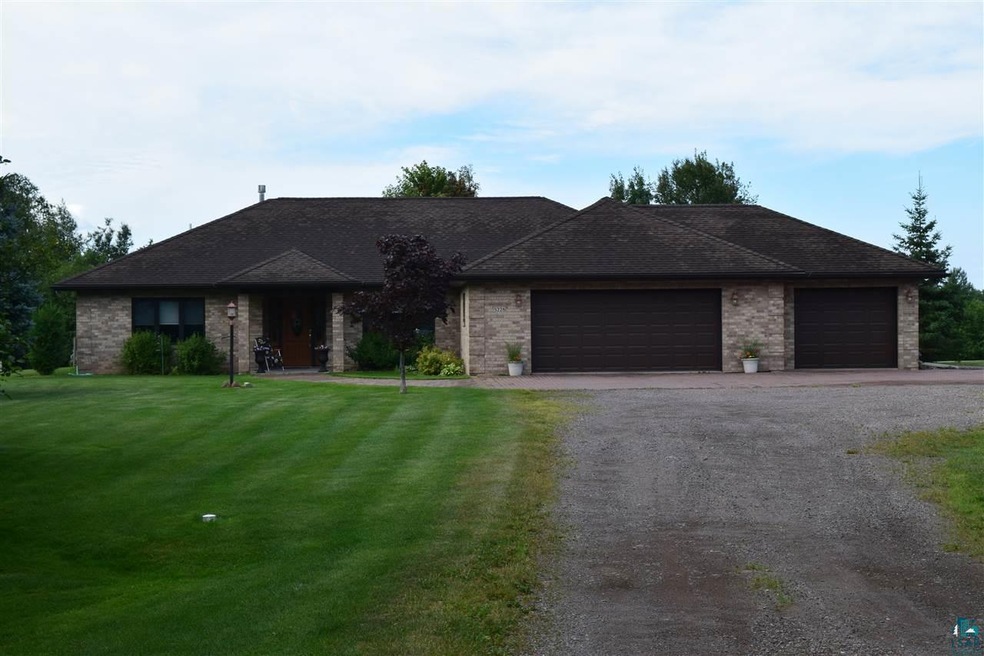 5228 Maple Grove Rd, Hermantown, MN 55811 - photo 1