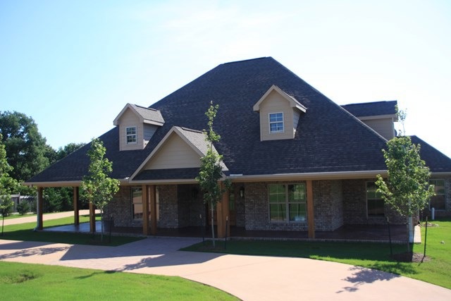 211 Spring Lake Cove, Oxford, MS 38655 - photo 1