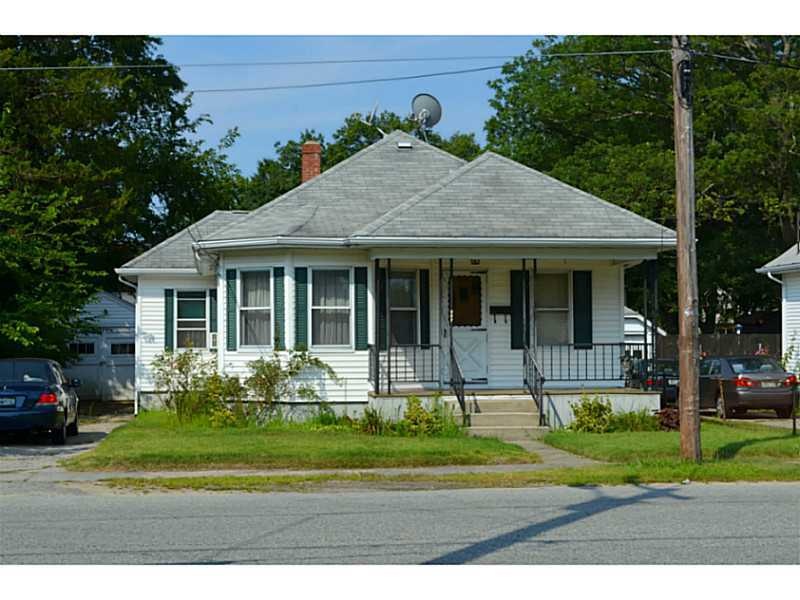 327 Norwood Ave, Warwick, RI 02888 - photo 1