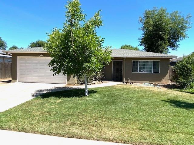 5863 E Saginaw Way, Fresno, CA 93727 - photo 1