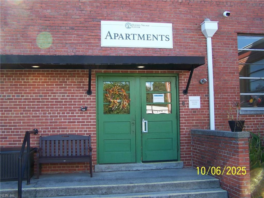 For Rent $1,250/month