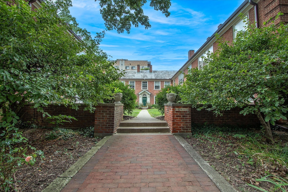 f8_33_Auburn_0001-Edit-2_