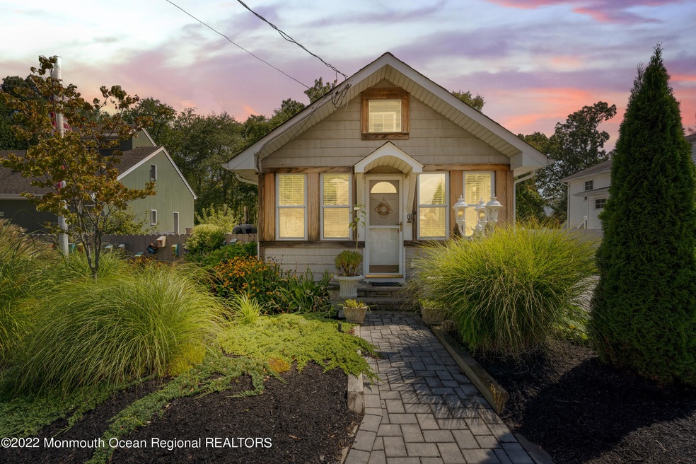 511 Narragansette Ave, Ocean Gate, NJ 08740 - photo 1