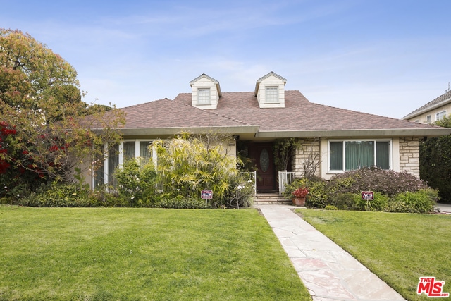 Sold $2,850,000 • Co-Listing Agent