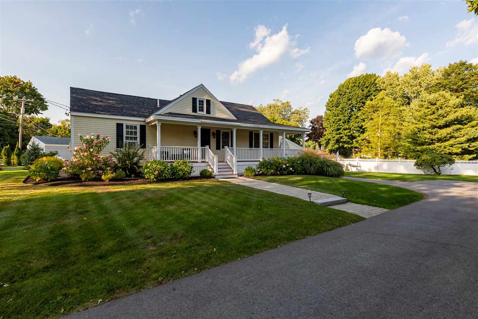 610 Central Rd, Rye, NH 03870 - photo 1