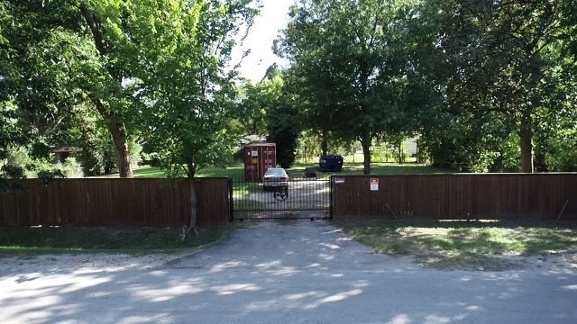 767 Enterprise St, Houston, TX 77088 - photo 1