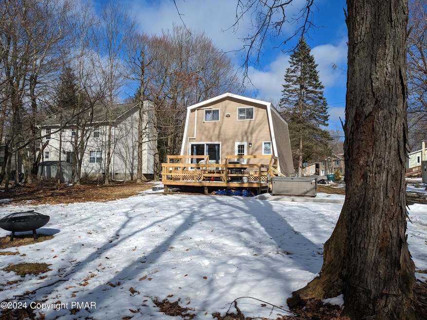 1186 Country Place Dr, Tobyhanna, PA 18466 - photo 1