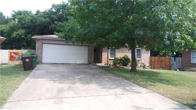 Wonderful shade tree and large driveway