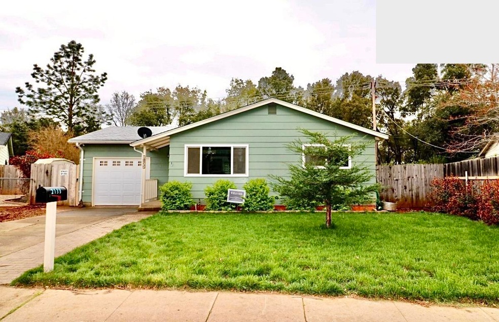 2133_Martian_Redding_CA_x1