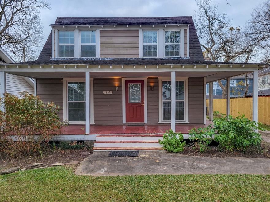810 E 28th St, Houston, TX 77009 - photo 1