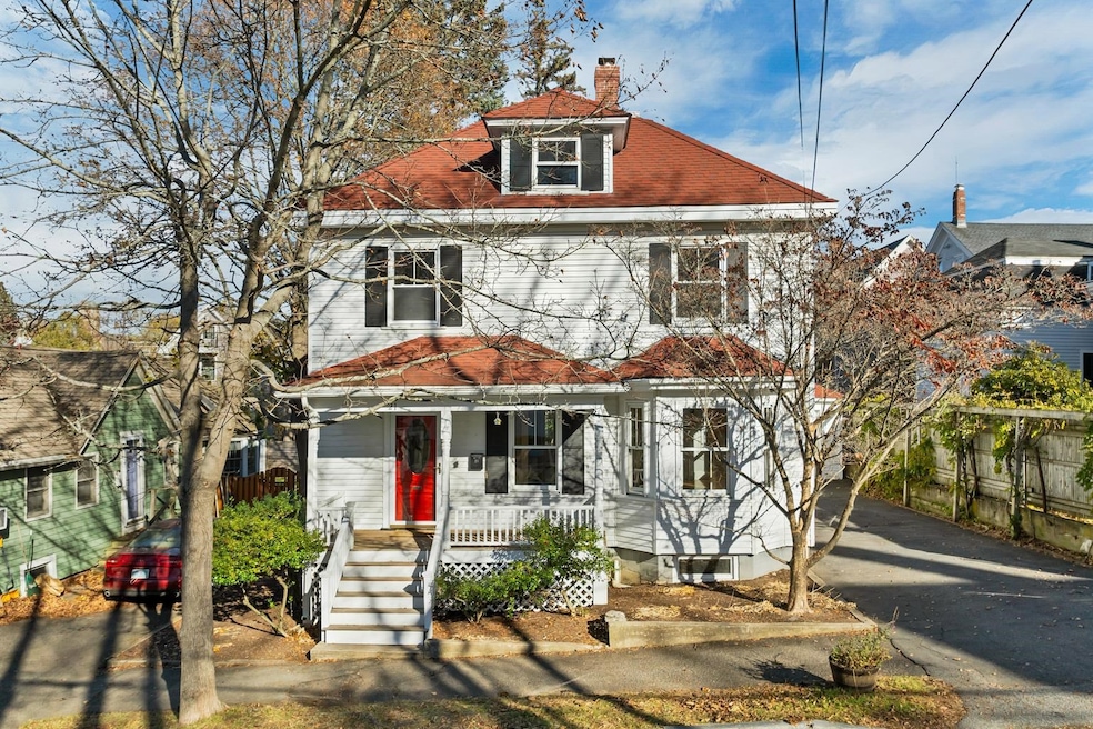 21 Madison St, Portsmouth, NH 03801 - photo 1