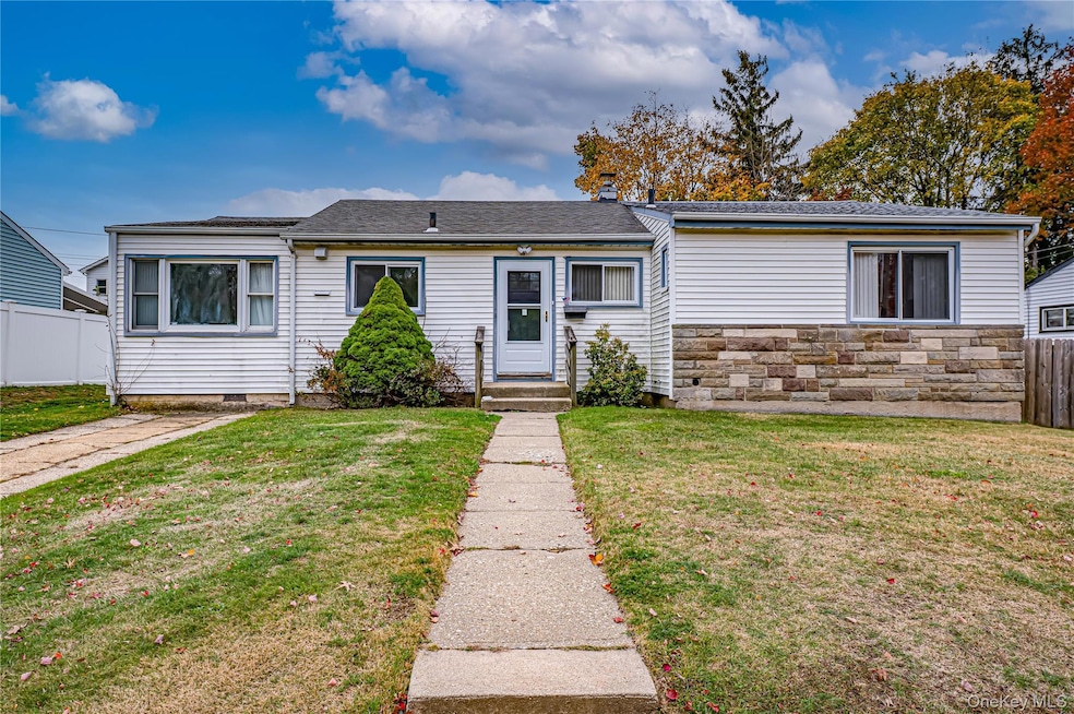 10 Gerhard Rd, Plainview, NY 11803 - photo 1