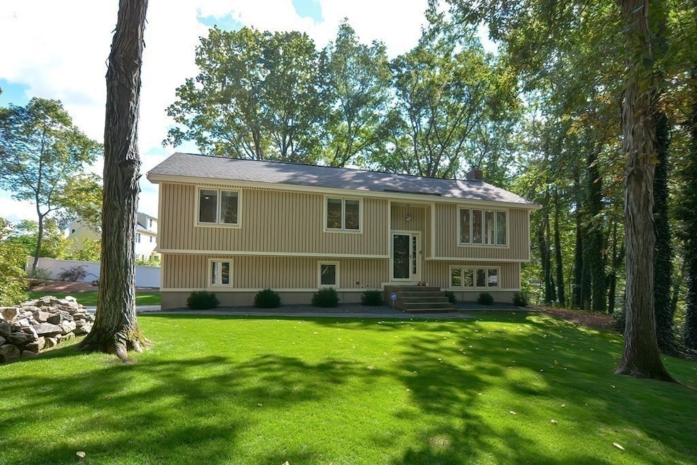 Sold $625,000 • Co-Listing Agent