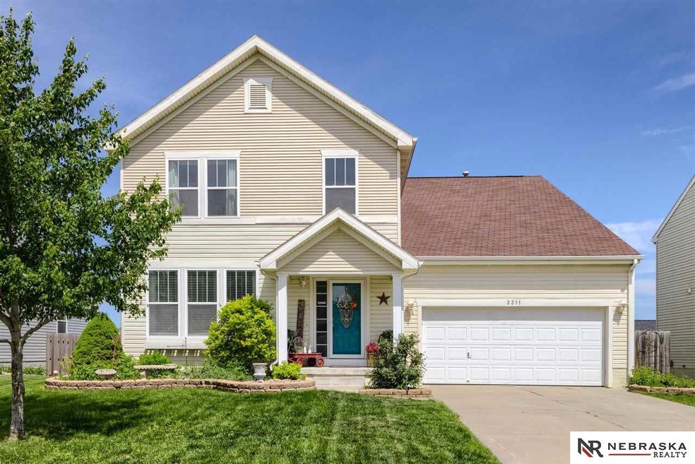 2311 S Mineral Dr, Papillion, NE 68046 - photo 1