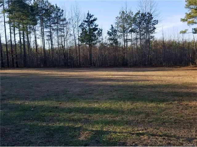 197 Deep Landing Rd, Tappahannock, VA 22560 - photo 1