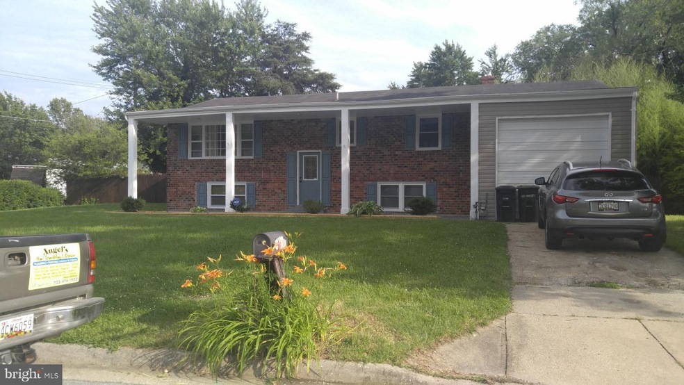 9008 Susan Ln, Clinton, MD 20735 - photo 1