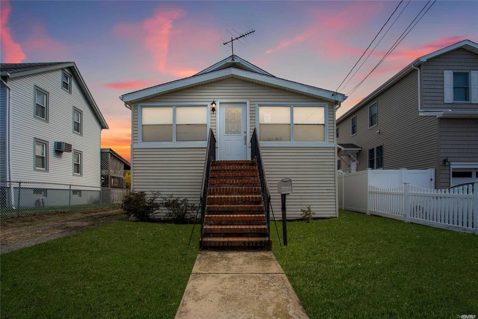 333 Frederick Ave, Bellmore, NY 11710 - photo 1