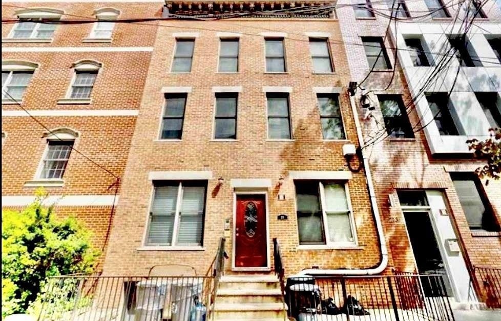 215 Clinton St unit 1L, Hoboken, NJ 07030 - photo 1