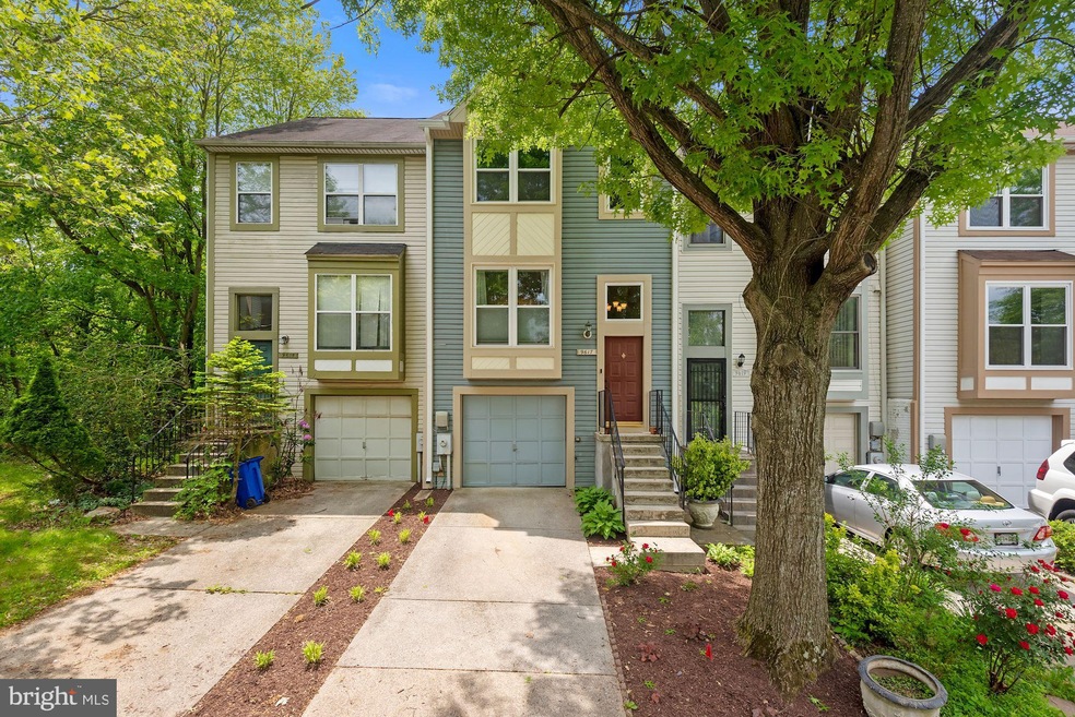 9617 Clocktower Ln, Columbia, MD 21046 - photo 1